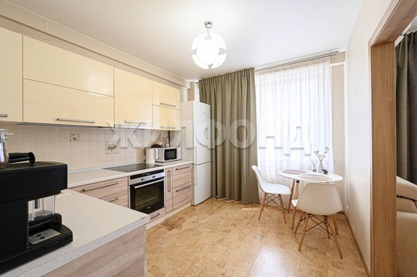 
  Продается 2-комн. квартира 57 м². Фото 2.