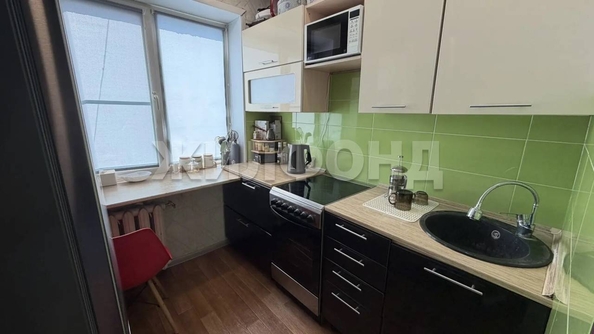 
  Продается 4-комн. квартира 61.3 м². Фото 1.