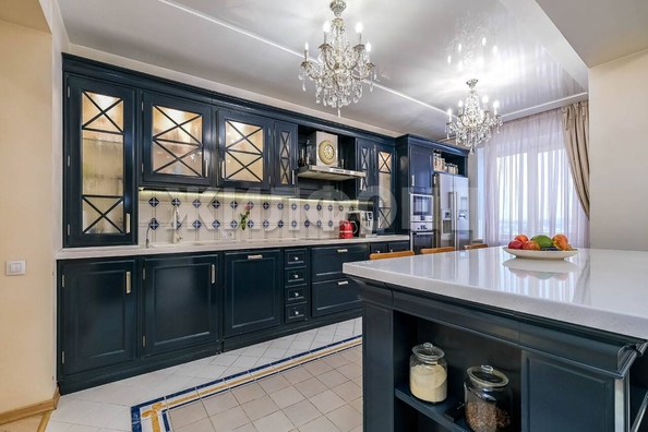
  Продается 4-комн. квартира 179.8 м². Фото 5.