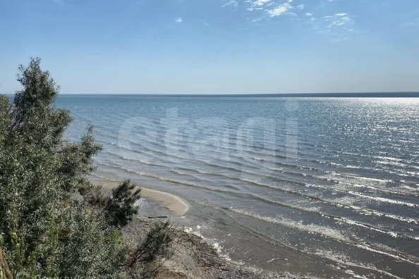 
  Продается земельный участок 600 соток. Фото 1.