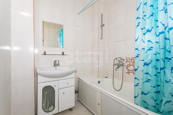 
  Продается 2-комн. квартира 44 м², в ЖК Радужный каскад, б/с 19. Фото 5.