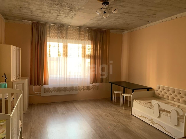 
  Продается 4-комн. квартира 130 м². Фото 1.