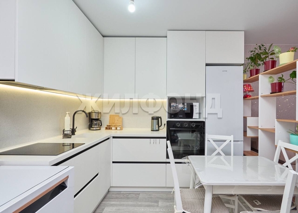 
  Продается 2-комн. квартира 53 м², в ЖК Чистая Слобода, дом 45. Фото 1.