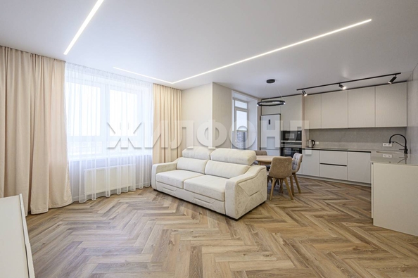 
  Продается 2-комн. квартира 52.8 м², в ЖК Расцветай на Красном, дом 1. Фото 6.