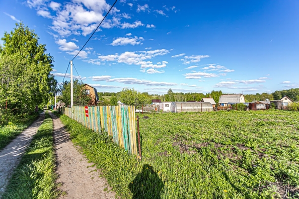 
  Продается земельный участок 5.8 соток. Фото 1.
