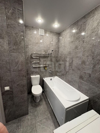 
  Продается 2-комн. квартира 37 м², в ЖК Азимут, дом 2. Фото 9.