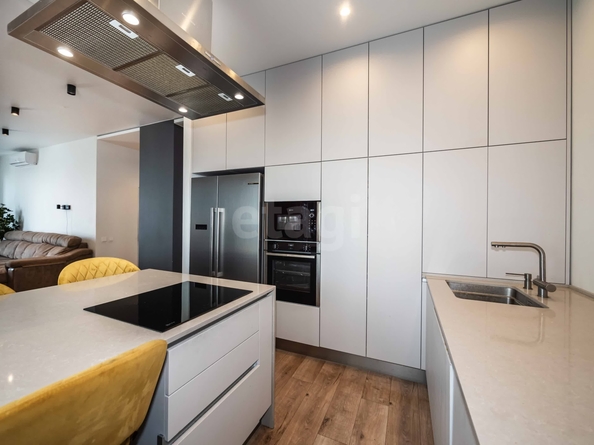 
  Продается 3-комн. квартира 93.1 м². Фото 1.