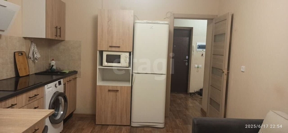 
  Продается 1-комн. квартира 36.6 м², в ЖК Родники, дом 453. Фото 3.