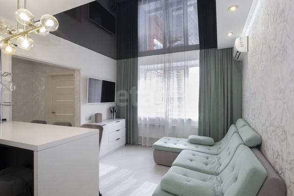 
  Продается 1-комн. квартира 43.8 м², в ЖК Радужный каскад, б/с 19. Фото 1.
