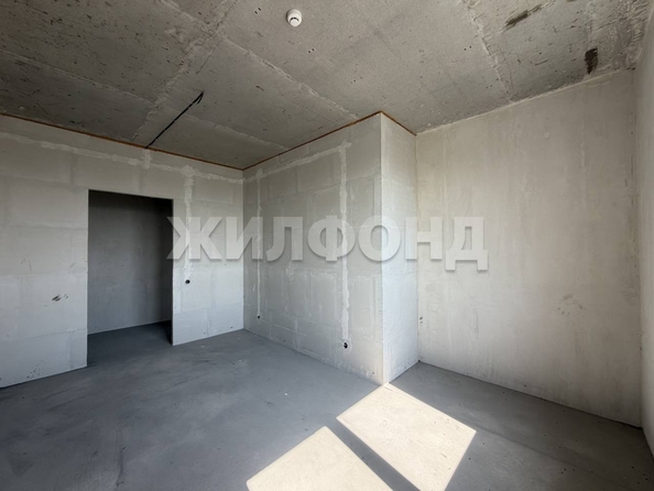 
  Продается 3-комн. квартира 70.1 м², в ЖК На Петухова, дом 2. Фото 4.
