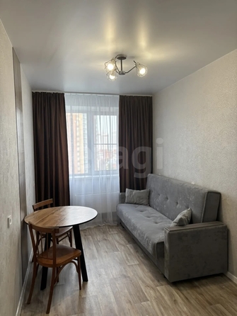 
  Продается 1-комн. квартира 38 м², в ЖК На Коротаева, дом 1. Фото 1.
