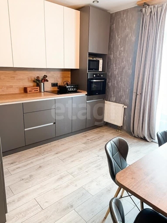 
  Продается 3-комн. квартира 76 м², в ЖК Солнечные часы, 3 очередь, дом 5. Фото 2.