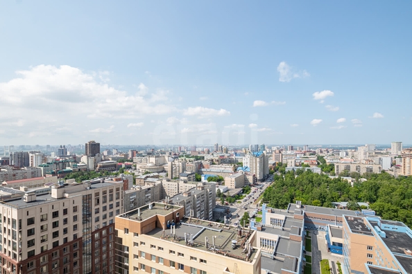 
  Продается 3-комн. квартира 100.6 м². Фото 1.