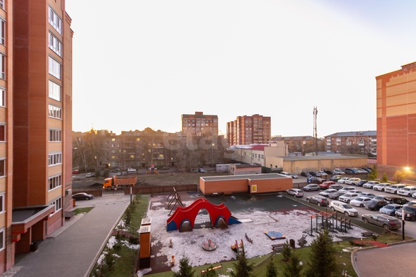 
  Продается 3-комн. квартира 72.8 м², в ЖК На Серафимовича, дом 1. Фото 15.