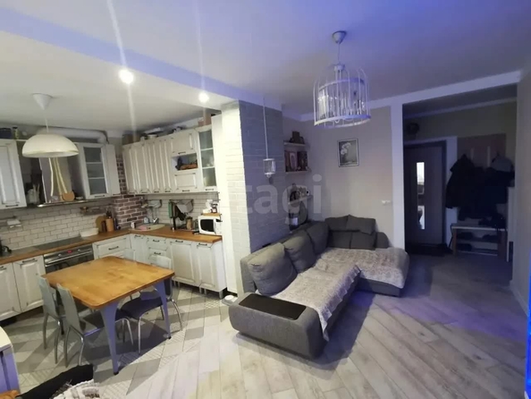 
  Продается 3-комн. квартира 70 м². Фото 1.