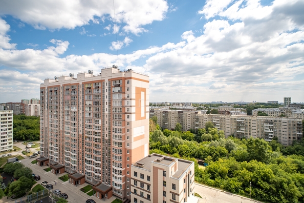 
  Продается 2-комн. квартира 68.3 м², в ЖК 25 лет октября, дом 1. Фото 13.
