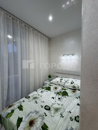 
  Продается студия 27 м², в ЖК Радужный каскад, б/с 19. Фото 4.