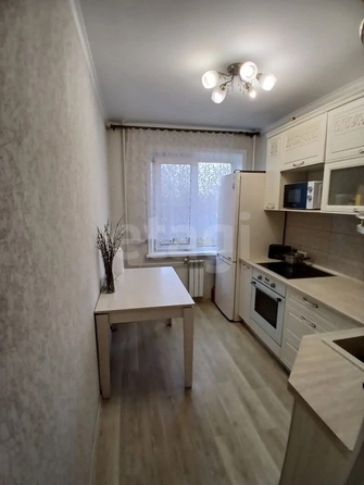 
  Продается 4-комн. квартира 71.5 м². Фото 1.