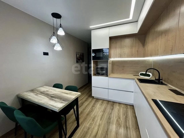 
  Продается 2-комн. квартира 56 м². Фото 9.