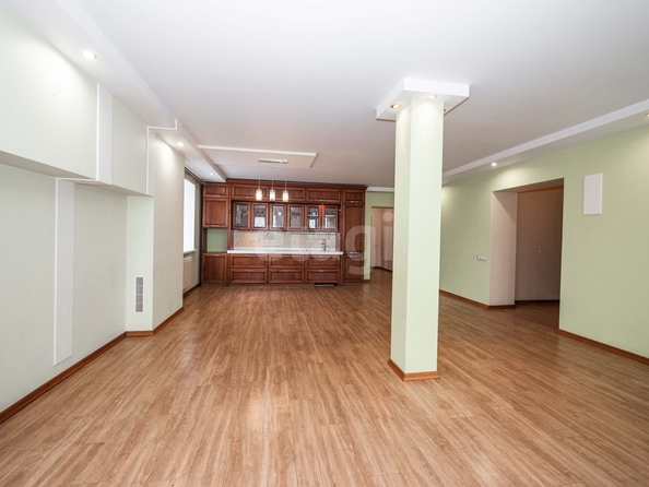 
  Продается 4-комн. квартира 140 м². Фото 21.