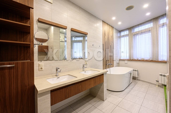 
  Продается 3-комн. квартира 105.5 м². Фото 19.