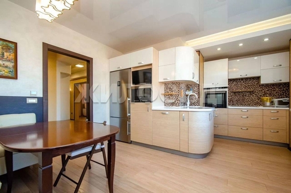 
  Продается 3-комн. квартира 134 м², в ЖК Родонит, дом 1. Фото 2.