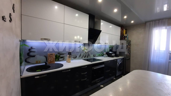 
  Продается 3-комн. квартира 103 м². Фото 2.