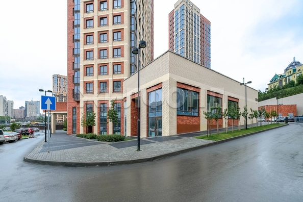 
  Продается 2-комн. квартира 55 м², в ЖК Академия, дом 1. Фото 3.