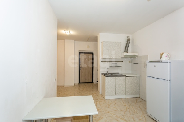 
  Продается 2-комн. квартира 44 м², в ЖК Радужный каскад, б/с 19. Фото 3.