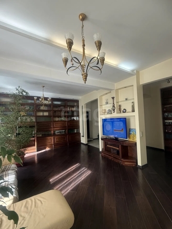
  Продается 4-комн. квартира 138 м². Фото 10.