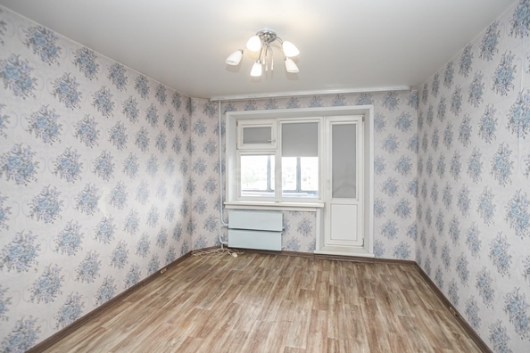 
  Продается 3-комн. квартира 64.9 м². Фото 1.