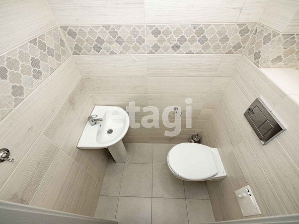 
  Продается 3-комн. квартира 54 м², в ЖК Солнечные часы, дом 2. Фото 3.