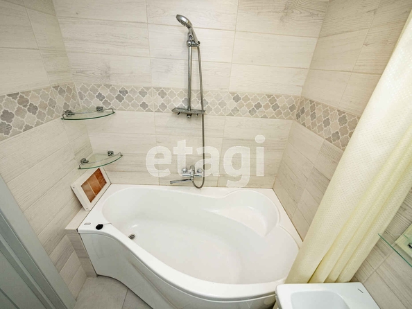 
  Продается 3-комн. квартира 54 м², в ЖК Солнечные часы, дом 2. Фото 17.