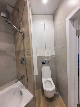 
  Продается 2-комн. квартира 46 м², в ЖК Марсель-2, дом 2 секция 1,2. Фото 15.