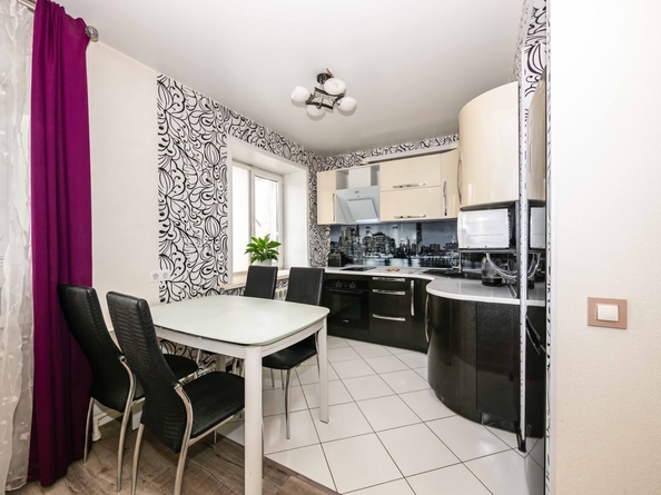 
  Продается 3-комн. квартира 57.1 м². Фото 1.