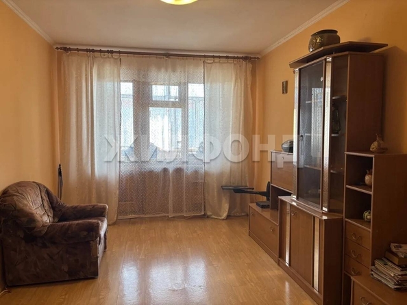 
  Продается 3-комн. квартира 57.7 м². Фото 1.