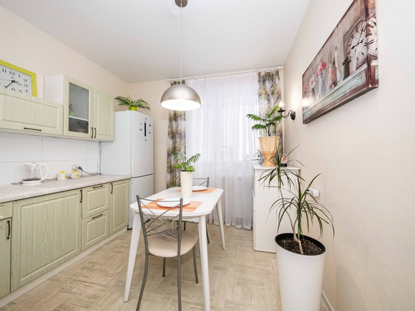 
  Продается 2-комн. квартира 62.5 м², в ЖК 25 лет октября, дом 1. Фото 12.