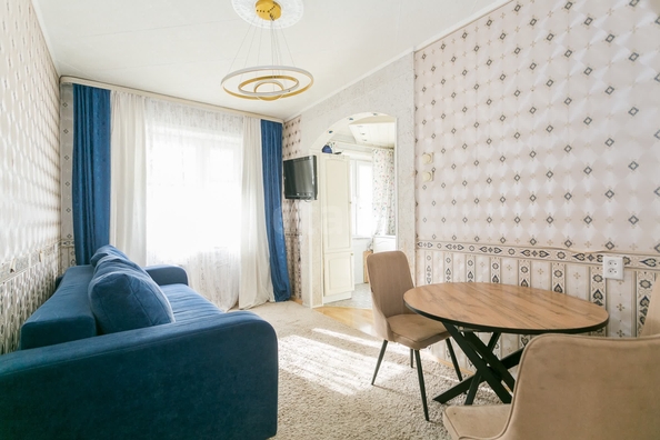 
  Продается 3-комн. квартира 55.9 м². Фото 1.