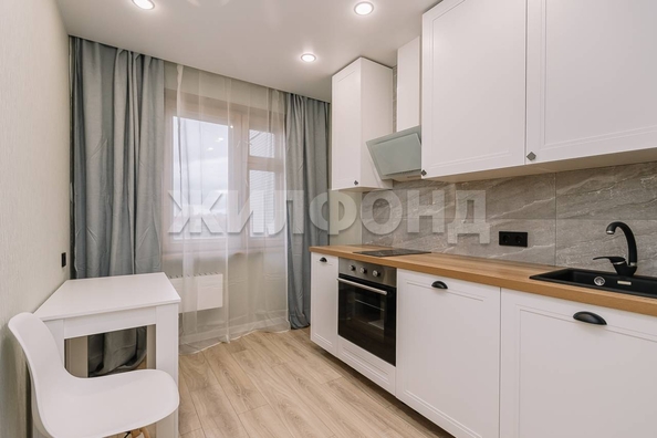 
  Продается 3-комн. квартира 62 м². Фото 1.