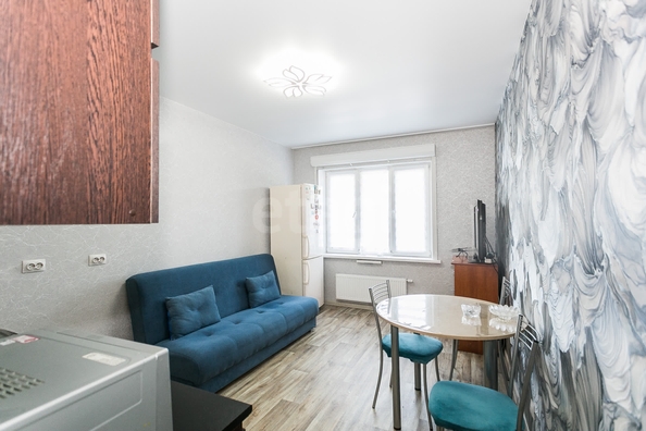
  Продается 2-комн. квартира 38.5 м², в ЖК Семейный квартал, дом 1. Фото 7.