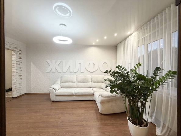 
  Продается 4-комн. квартира 101.9 м². Фото 2.
