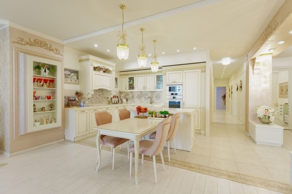
  Продается 4-комн. квартира 175.3 м². Фото 10.