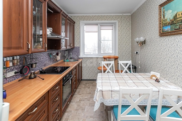 
  Продается 3-комн. квартира 62 м². Фото 1.