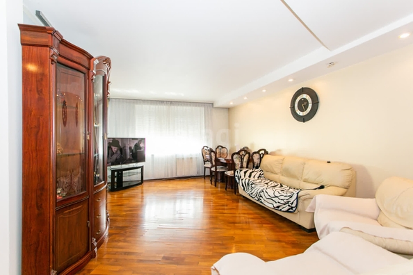 
  Продается 4-комн. квартира 143.5 м². Фото 7.