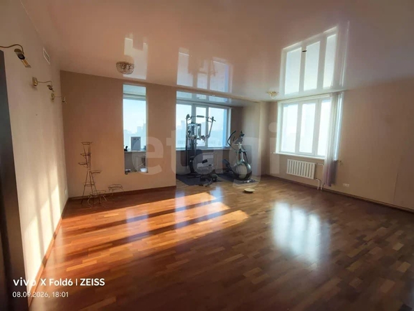 
  Продается 4-комн. квартира 240 м². Фото 2.