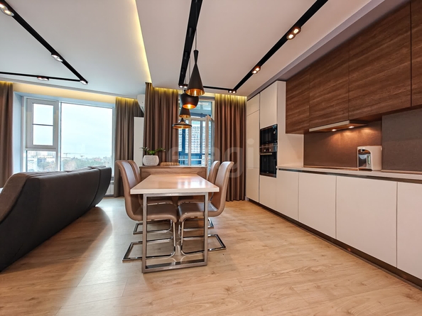 
  Продается 2-комн. квартира 70 м². Фото 1.