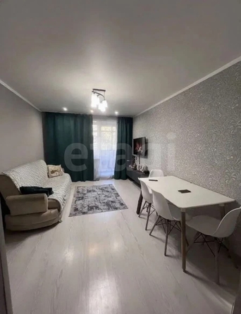 
  Продается 4-комн. квартира 80 м². Фото 1.