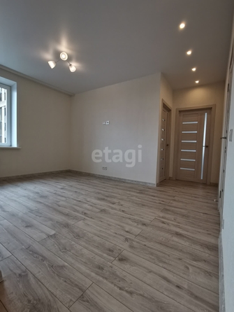 
  Продается 3-комн. квартира 60 м², в ЖК Чкалов, дом 1. Фото 4.
