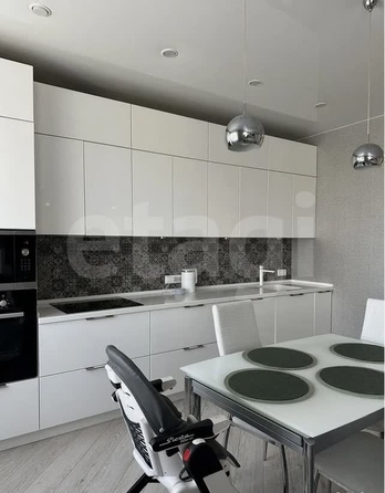 
  Продается 2-комн. квартира 59.8 м². Фото 1.