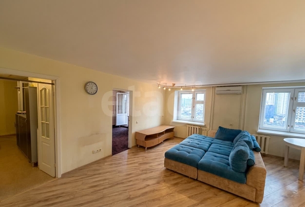 
  Продается 2-комн. квартира 67.5 м². Фото 2.